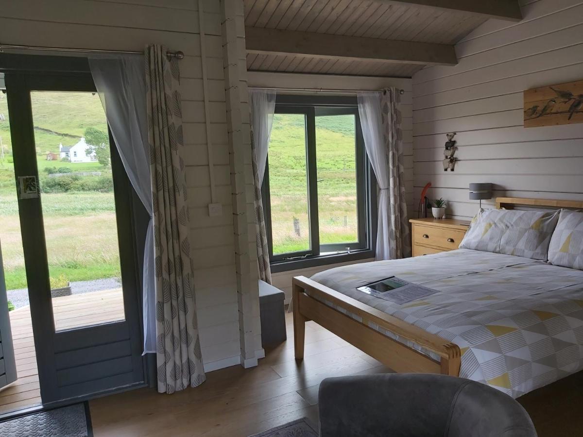 Crofters Cabin Bracadale Extérieur photo