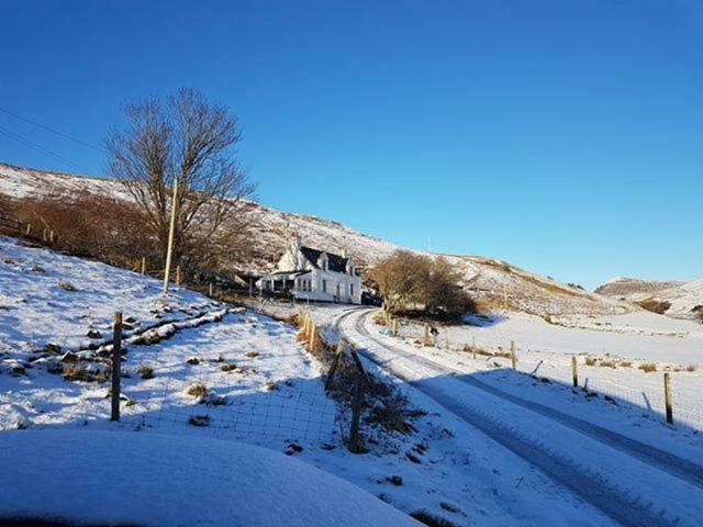 Crofters Cabin Bracadale Extérieur photo